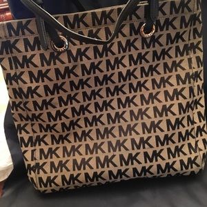 Large Michael Koors Handbag